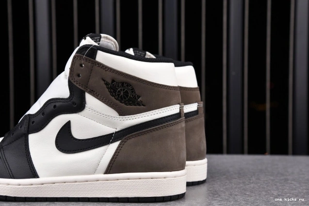 Chep Onekick HIGH 555088-105 MOCHA DARK AIR JORDAN RETRO 1 0613